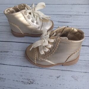 GAP Baby‎ Gold Lace Up Ankle Boots Toddler Shoes Holiday Christmas Photos Sz.5